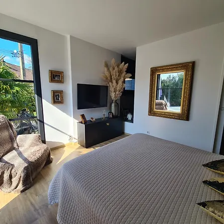 L'oasis De - Elegance & Piscine بيت للعطل Coulaines