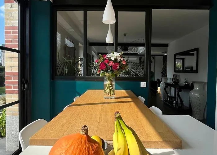 Сasa de vacaciones L'oasis De - élégance&piscine