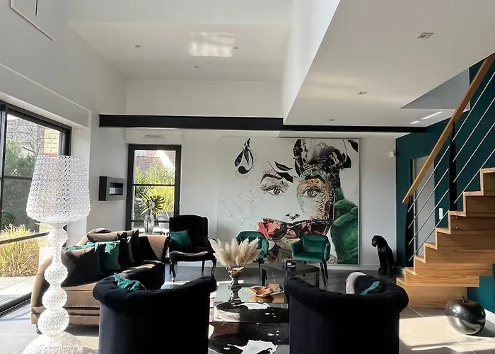 Сasa de vacaciones L'oasis De - élégance&piscine *