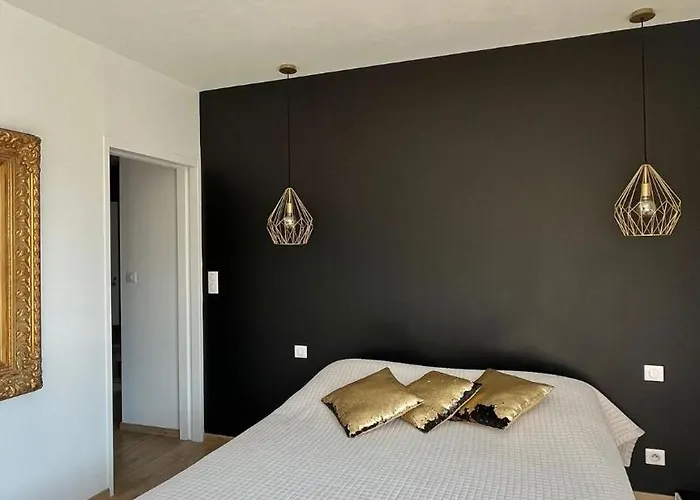 Сasa de vacaciones L'oasis De - élégance&piscine Coulaines